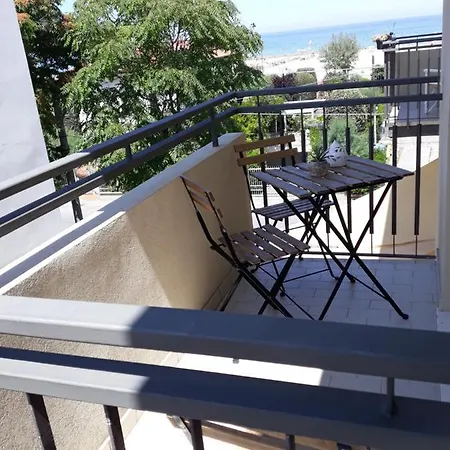 La Casa Al Mare Hotel *